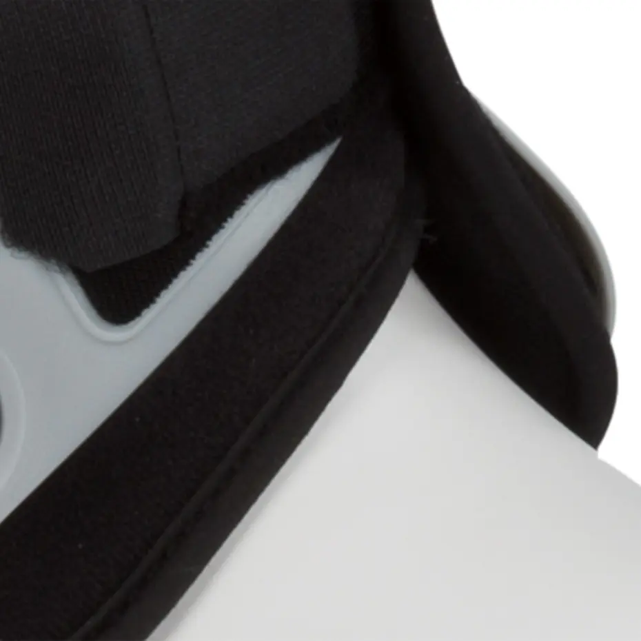 Soft foam liner of cervical brace Smartspine Universal Collar